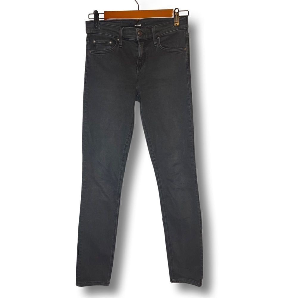 GRLFRND Low Rise Skinny Leg Jeans Size XS US25